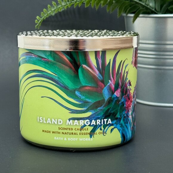 BBW Island Margarita Bath & Body Works 3 Wick Candle - Picture 1 of 10